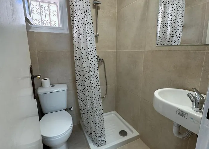 Villa Americas 4-bedroom Nearby The Private Parking *