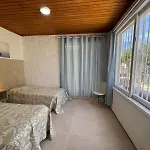 Americas 4-bedroom Nearby The Private Parking *
