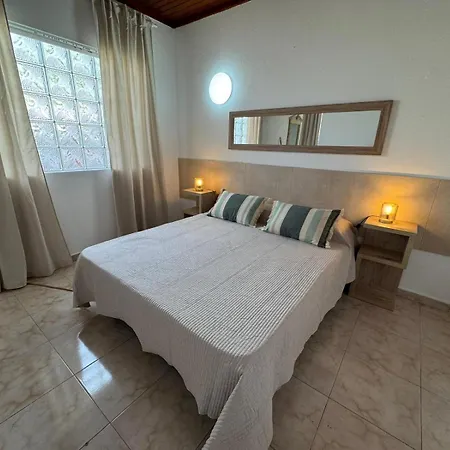 Americas 4-bedroom Nearby The Private Parking * Costa Adeje (Tenerife)